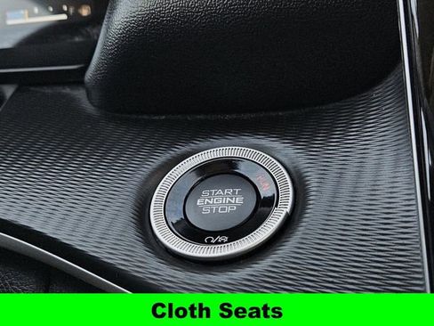 Used 2023 Jeep Grand Cherokee L Laredo image 19