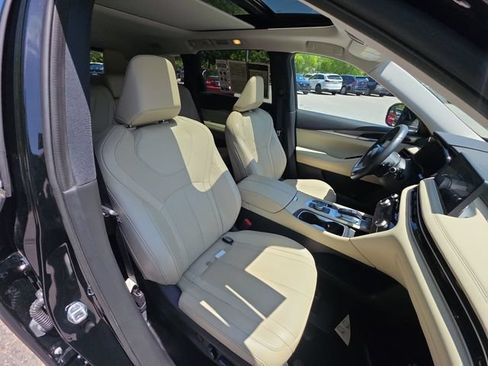 Used 2022 INFINITI QX60 Luxe w/ Cargo Package AWD/4WD image 27