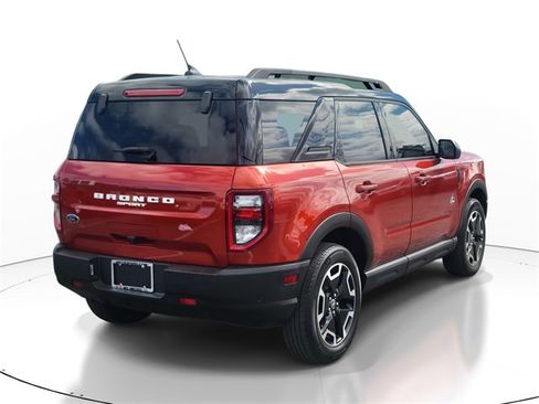 Certified 2023 Ford Bronco Sport Outer Banks w/ Tech Package image 4