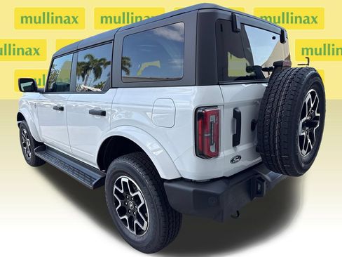 New 2026 Ford Bronco Outer Banks AWD/4WD image 4