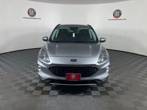 Used 2021 Ford Escape Titanium image 17