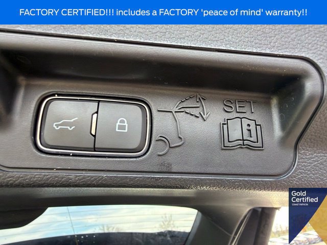 Used 2023 Ford Explorer XLT w/ Equipment Group 202A AWD/4WD image 14