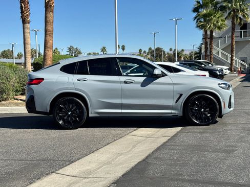 Used 2024 BMW X4 xDrive30i w/ Premium Package image 2