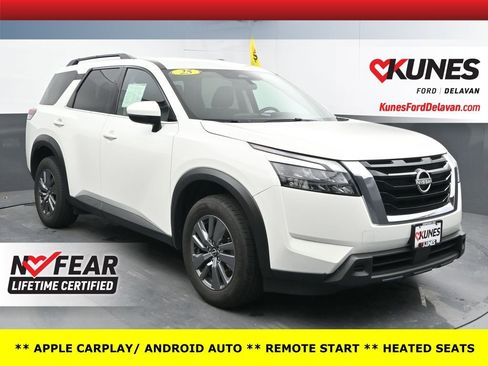Used 2025 Nissan Pathfinder SV AWD/4WD image 1