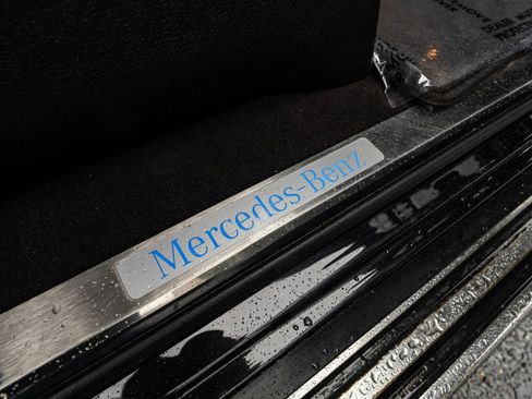 Used 2013 Mercedes-Benz G 550 image 17