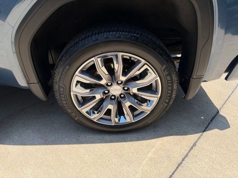 Used 2024 GMC Sierra 1500 Denali AWD/4WD image 37
