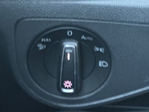 Used 2022 Volkswagen Atlas SE image 18