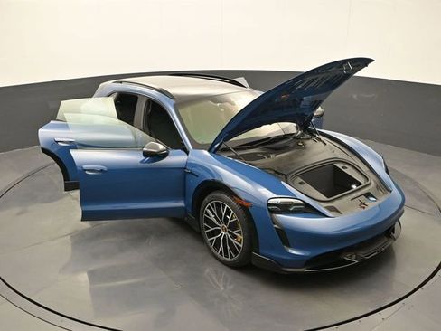 Certified 2022 Porsche Taycan Turbo S w/ Premium Package AWD/4WD image 30