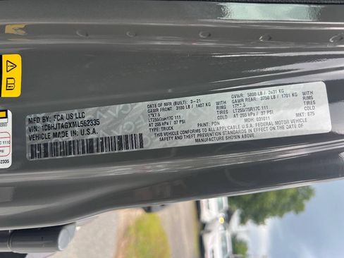 Used 2021 Jeep Gladiator Sport AWD/4WD image 23
