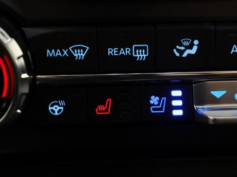 Used 2025 Ford F250 Platinum image 39