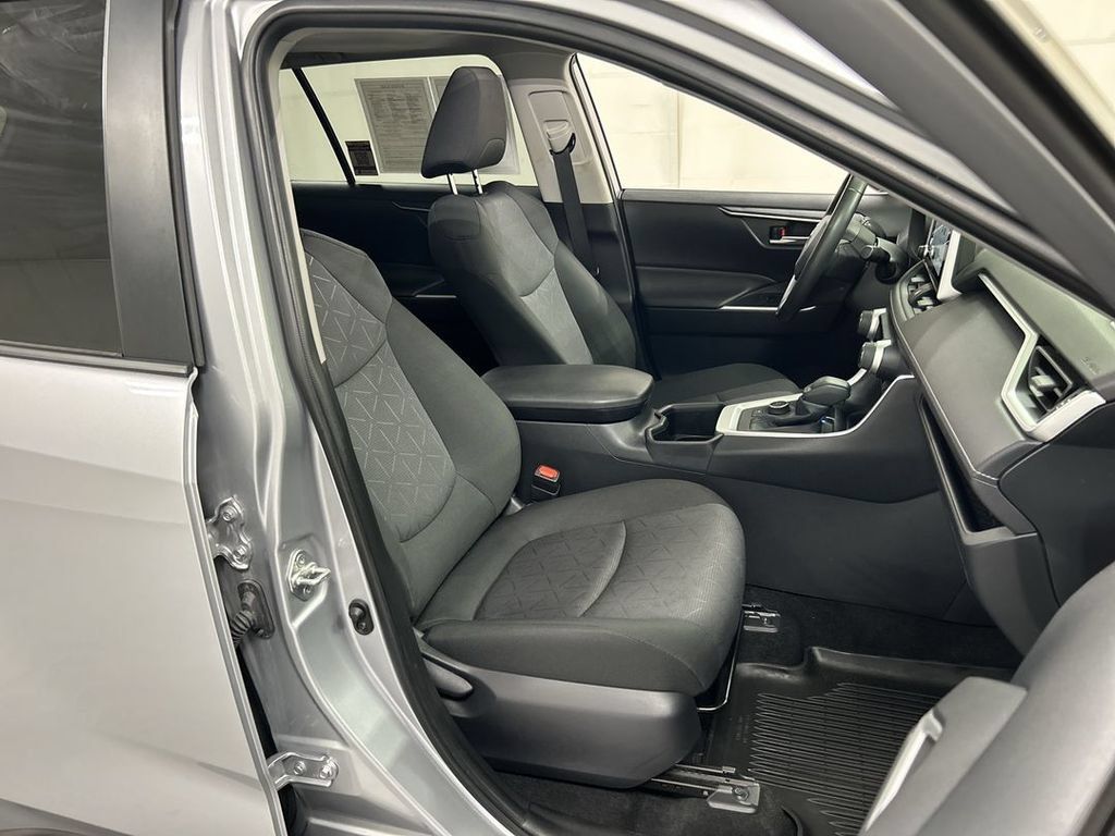Used 2023 Toyota RAV4 XLE w/ Convenience Package AWD/4WD image 23