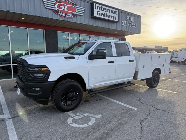 Used 2025 RAM 3500 Tradesman w/ Safety Group AWD/4WD image 1
