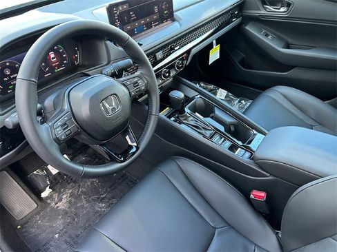 New 2025 Honda Accord EX-L image 11