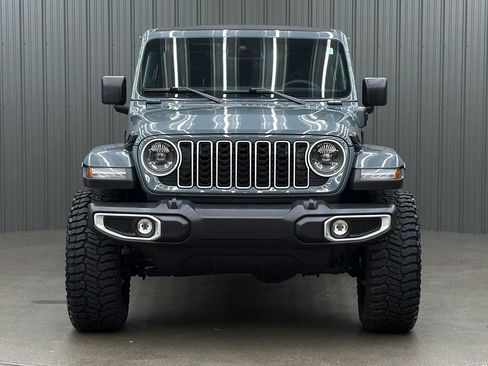 Used 2025 Jeep Wrangler Unlimited Sahara w/ Safety Group AWD/4WD image 8