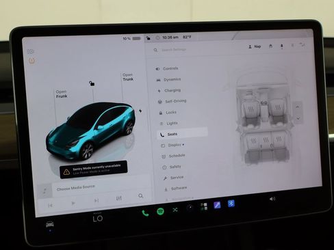 Used 2022 Tesla Model Y Long Range AWD/4WD image 34