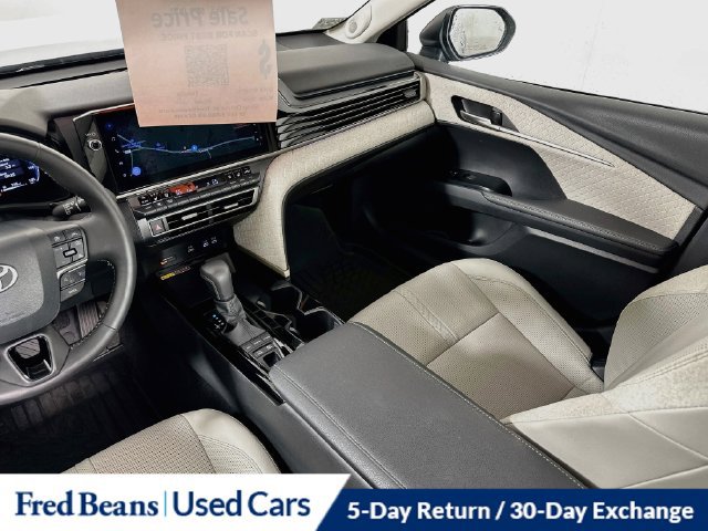 Used 2026 Toyota Camry XLE w/ Premium Package AWD/4WD image 32