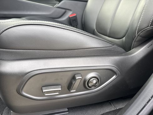 New 2025 Jeep Grand Cherokee L Limited w/ Luxury Tech Group II AWD/4WD image 18