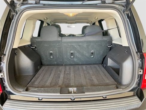 Used 2017 Jeep Patriot Latitude image 23