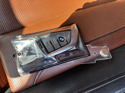 Used 2024 BMW ALPINA B8 xDrive Gran Coupe AWD/4WD image 38