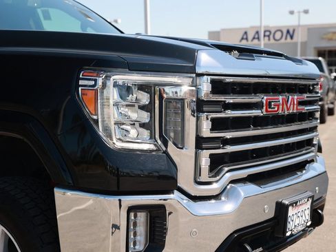 Used 2023 GMC Sierra 2500 SLT w/ Driver Alert Package I AWD/4WD image 9