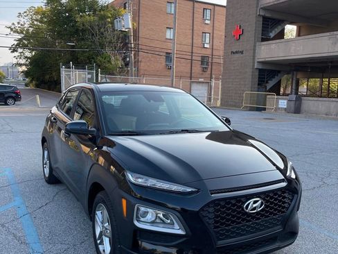Used 2021 Hyundai Kona Limited AWD/4WD image 1