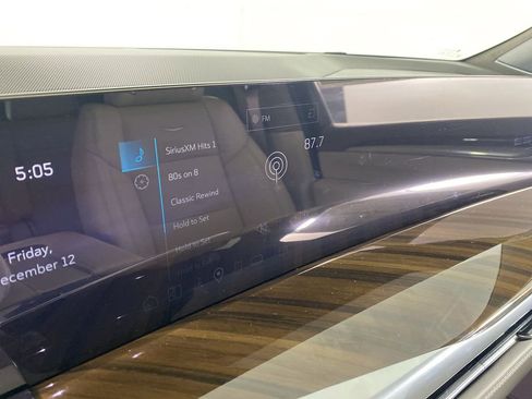 New 2026 Cadillac Escalade Platinum Sport w/ LPO, ONYX Package image 14