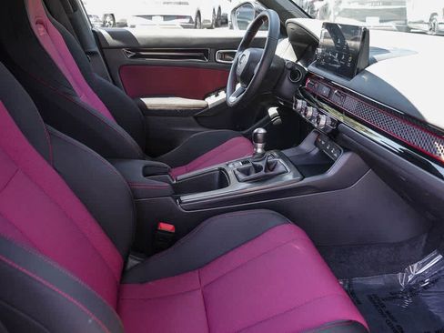 Used 2025 Honda Civic Si image 18