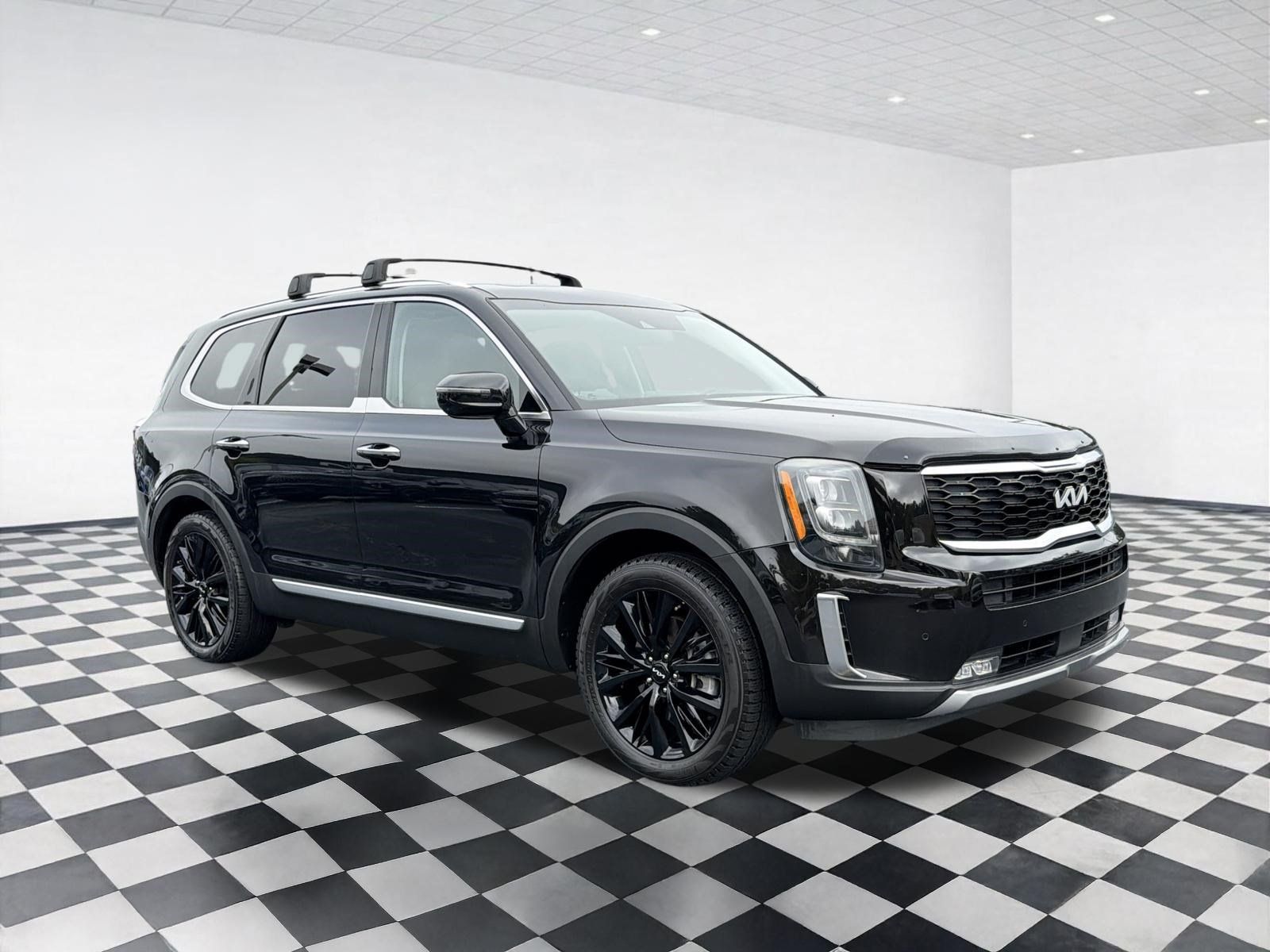 Used 2022 Kia Telluride SX w/ Towing Package FWD image 9