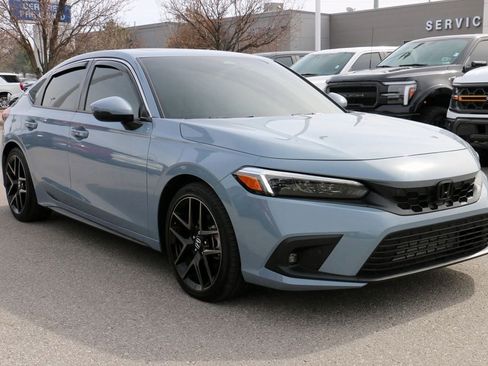 Used 2024 Honda Civic Sport Touring image 4