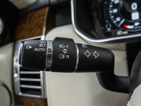 Used 2019 Land Rover Range Rover Long Wheelbase Autobiography image 59