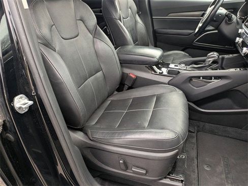 Used 2021 Kia Telluride SX w/ Nightfall Edition Package image 18