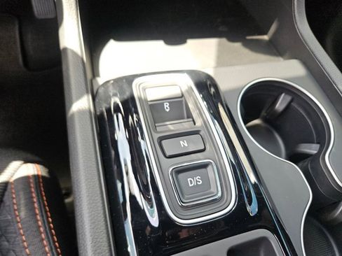 New 2025 Honda Pilot Sport image 15