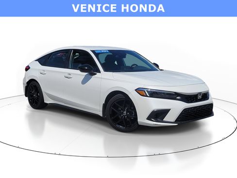 Used 2023 Honda Civic Sport image 1