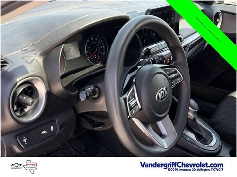 Used 2021 Kia Forte LXS FWD image 10