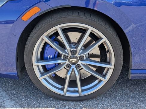 Used 2024 Volkswagen Golf R image 22