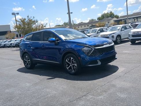 Used 2023 Kia Sportage EX FWD image 4