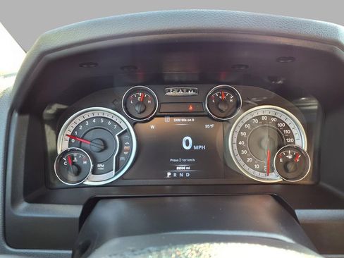 Used 2019 RAM 1500 Classic Warlock w/ Electronics Group image 15