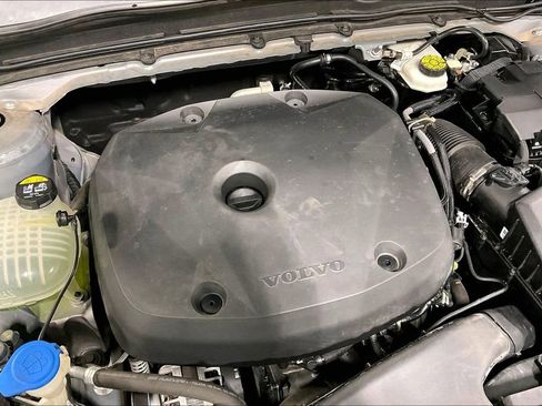 Used 2020 Volvo XC40 T5 Inscription w/ Protection Package Premier image 40