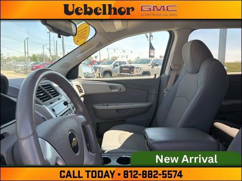 Used 2011 Chevrolet Traverse LS FWD image 24