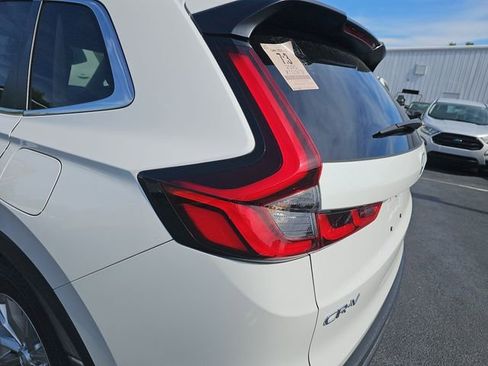 Used 2025 Honda CR-V EX-L image 34