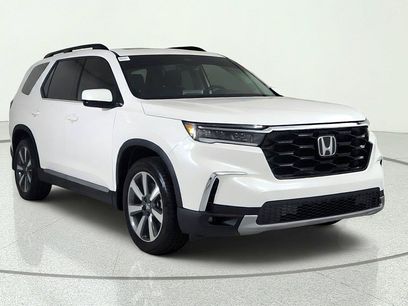 Used 2025 Honda Pilot Touring