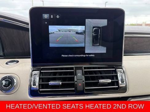 Used 2021 Lincoln Navigator Reserve w/ Luxury Package AWD/4WD image 29