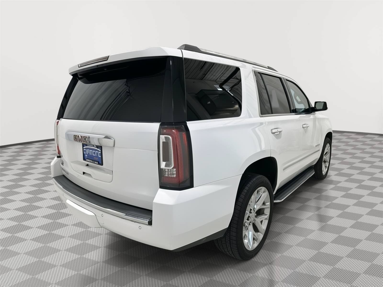 Used 2019 GMC Yukon Denali w/ Open Road Package AWD/4WD image 5