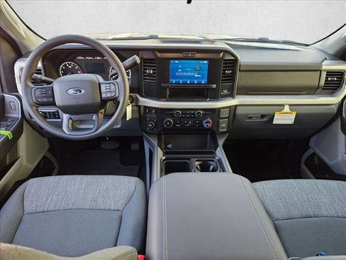 New 2026 Ford F250 XLT w/ FX4 Off-Road Package image 11