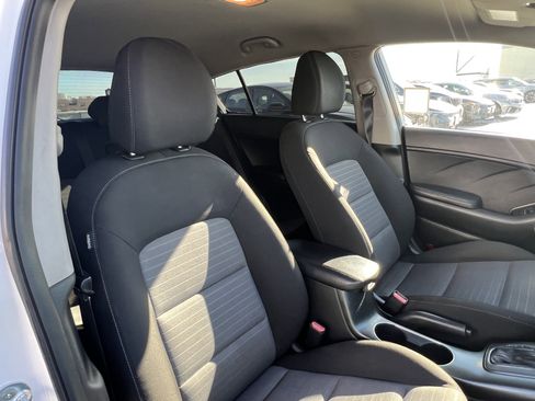 Used 2016 Kia Forte LX image 14