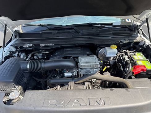 Used 2023 RAM 1500 Limited w/ Body Color Bumper Group AWD/4WD image 11
