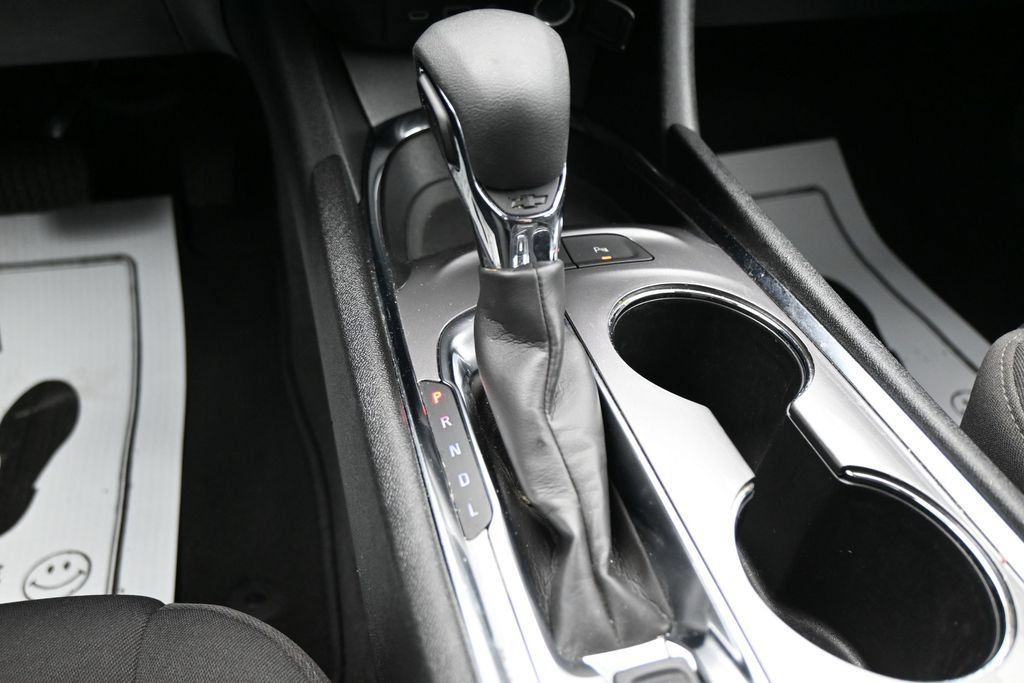 Used 2024 Chevrolet Malibu LT FWD image 20