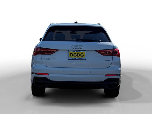 Used 2021 Audi Q3 2.0T Premium w/ Convenience Package image 4