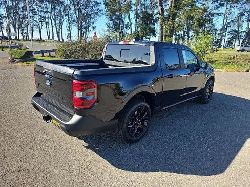 New 2026 Ford Maverick Lariat image 7