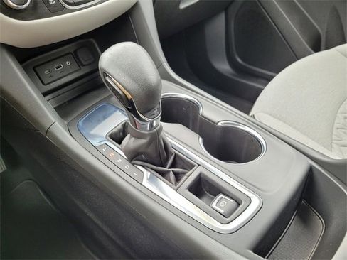 Used 2023 Chevrolet Equinox LS w/ LS Convenience Package image 33